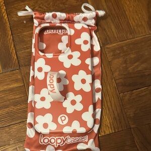 Loopy Original- iPhone 14 Pro- Auburn Daisies | Matte Edition/Righty